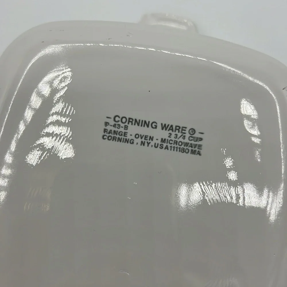 CORNINGWARE 2 3/4 CUP SMALL DISH VINTAGE LE PERSIL